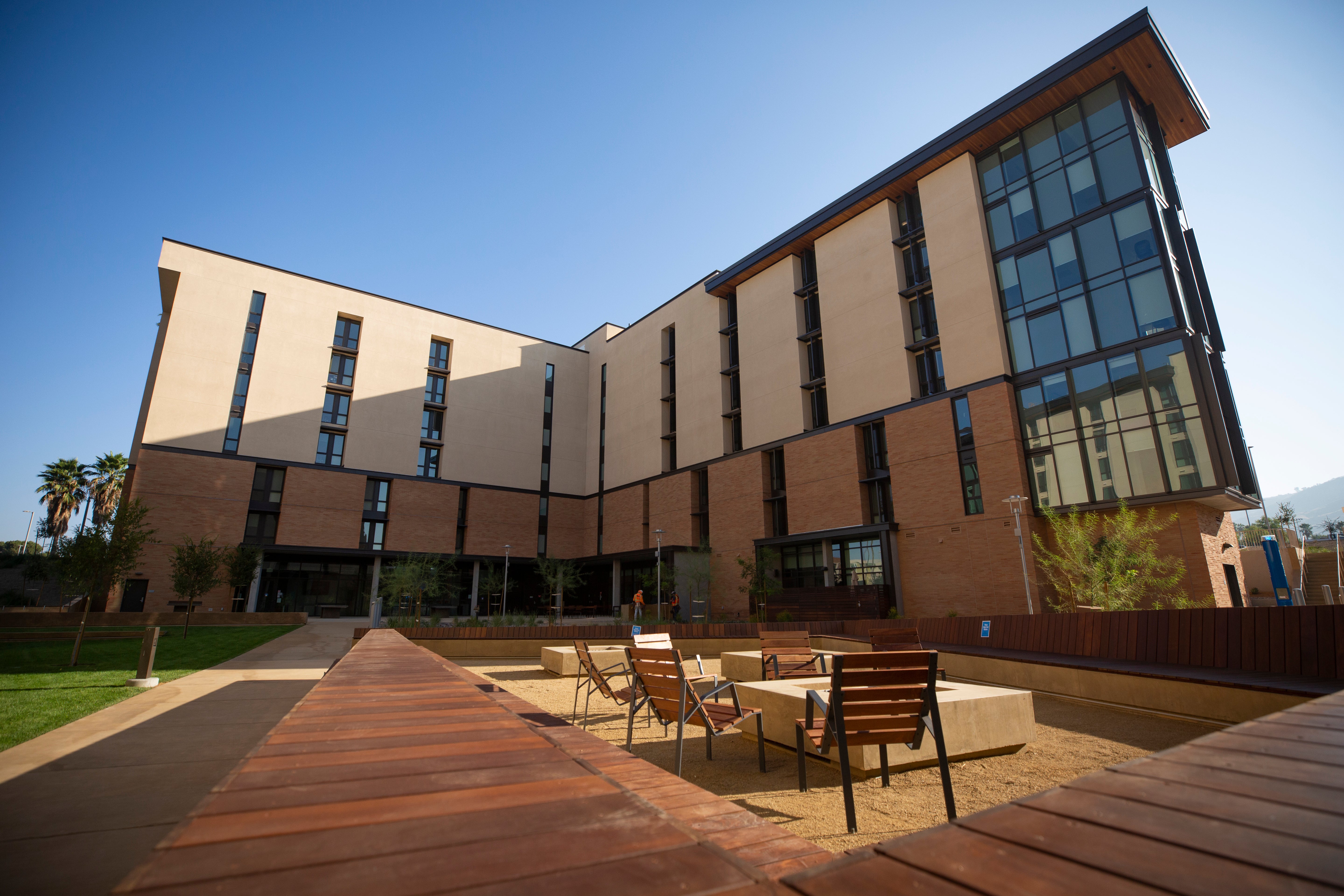 outside patio and chairs in the new dundee glasgow residence hall